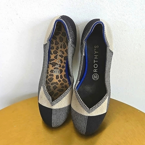 Rothy's The Flat Round Toe Black And Cream Plaid Retired Pattern Size 8 🛍 🌴 - Picture 10 of 11